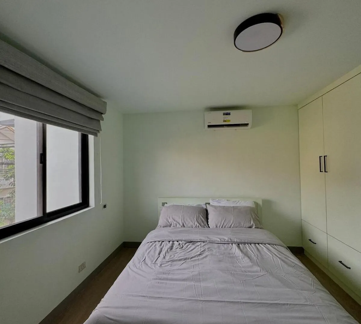 Holiday home 2BR House with free parking nr SM & Airport Villa Manila Philippines